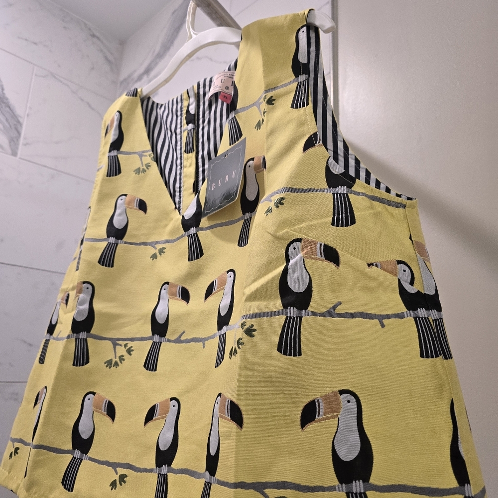 NWT Buru Toucan Print Sleeveless Top - Yellow
